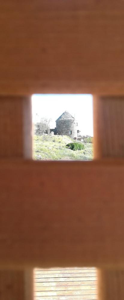 Villa The Stone Windmill à Koundouros Extérieur photo