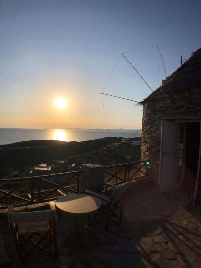 Villa The Stone Windmill à Koundouros Extérieur photo
